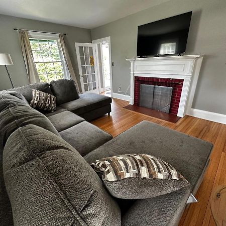 פיטספילד Cute Cape Cod Style Home מראה חיצוני תמונה
