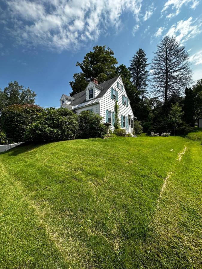 פיטספילד Cute Cape Cod Style Home מראה חיצוני תמונה
